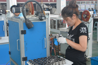 科技賦能，智造未來(lái) 菏澤高新區(qū)朗峰新材料以創(chuàng)新驅(qū)動(dòng)廚房用具高質(zhì)量發(fā)展